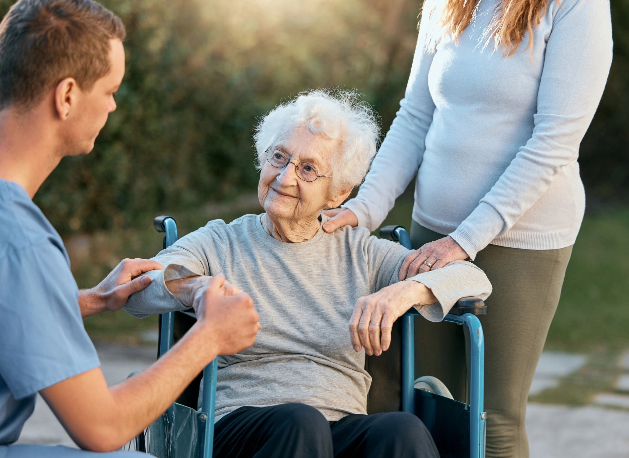 Advocate with senior during check-in